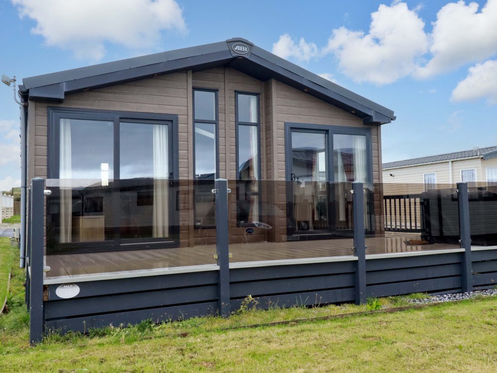 8 Summerleaze, lodge near Bude