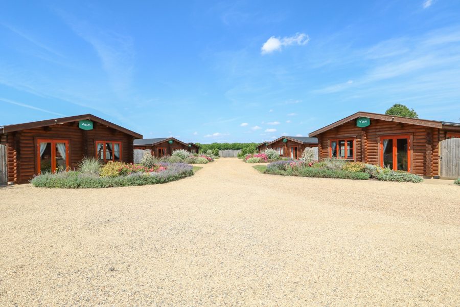 Cedar Lodge, lodge near Greetham, Rutland