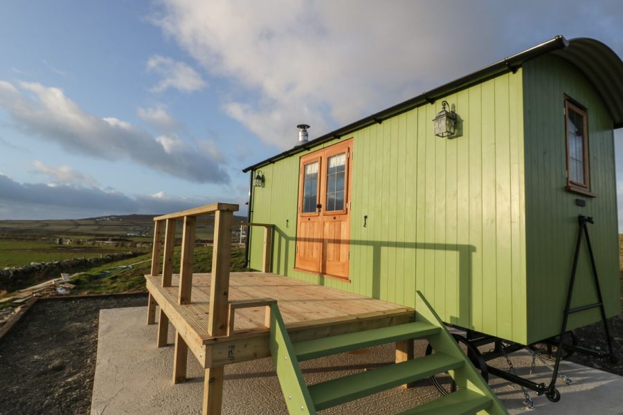 Cysgod y Bugail, shepherd's hut near Holyhead, Isle of Anglesey