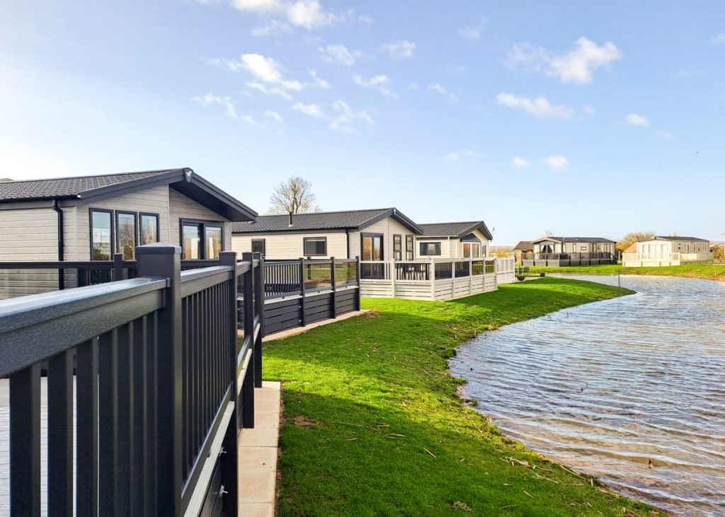 Helsey Farm Cottages, lodge park near Helsey