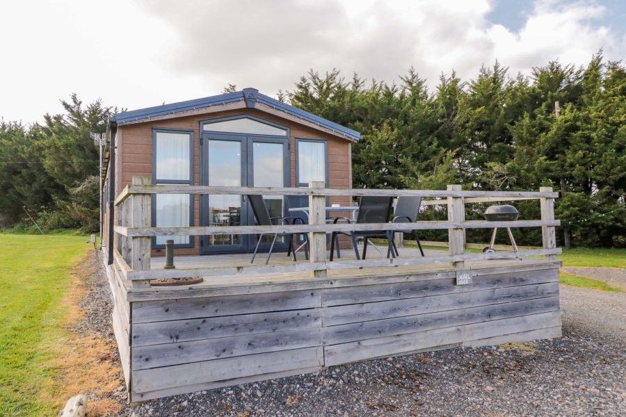 Laurel Lodge, lodge near Offenham, Worcestershire