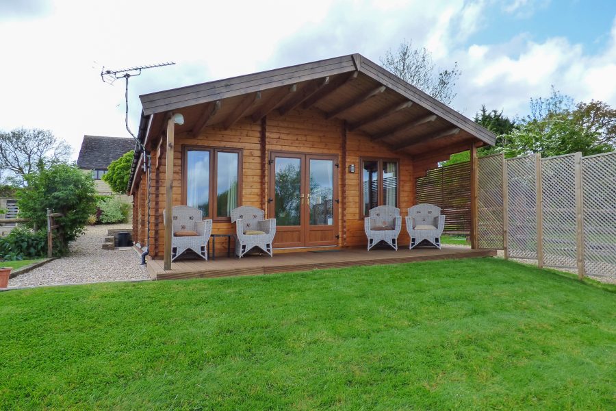 Pennylands Hill View Lodge, lodge near Broadway, Worcestershire