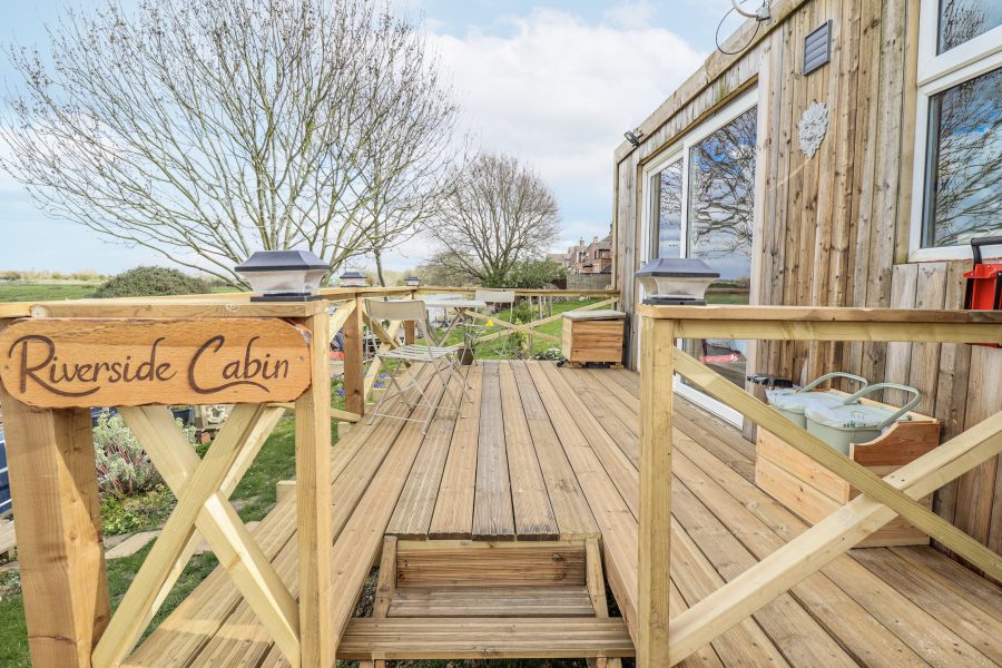 Riverside Cabin, cabin near Peterborough, Cambridgeshire